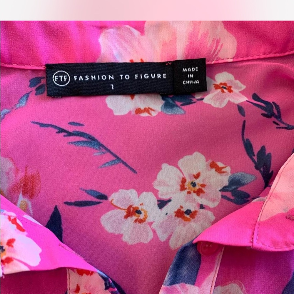Sheer Fashion to Figure HotPink Floral Button-Up Blouse size XXL - Picture 2 of 7
